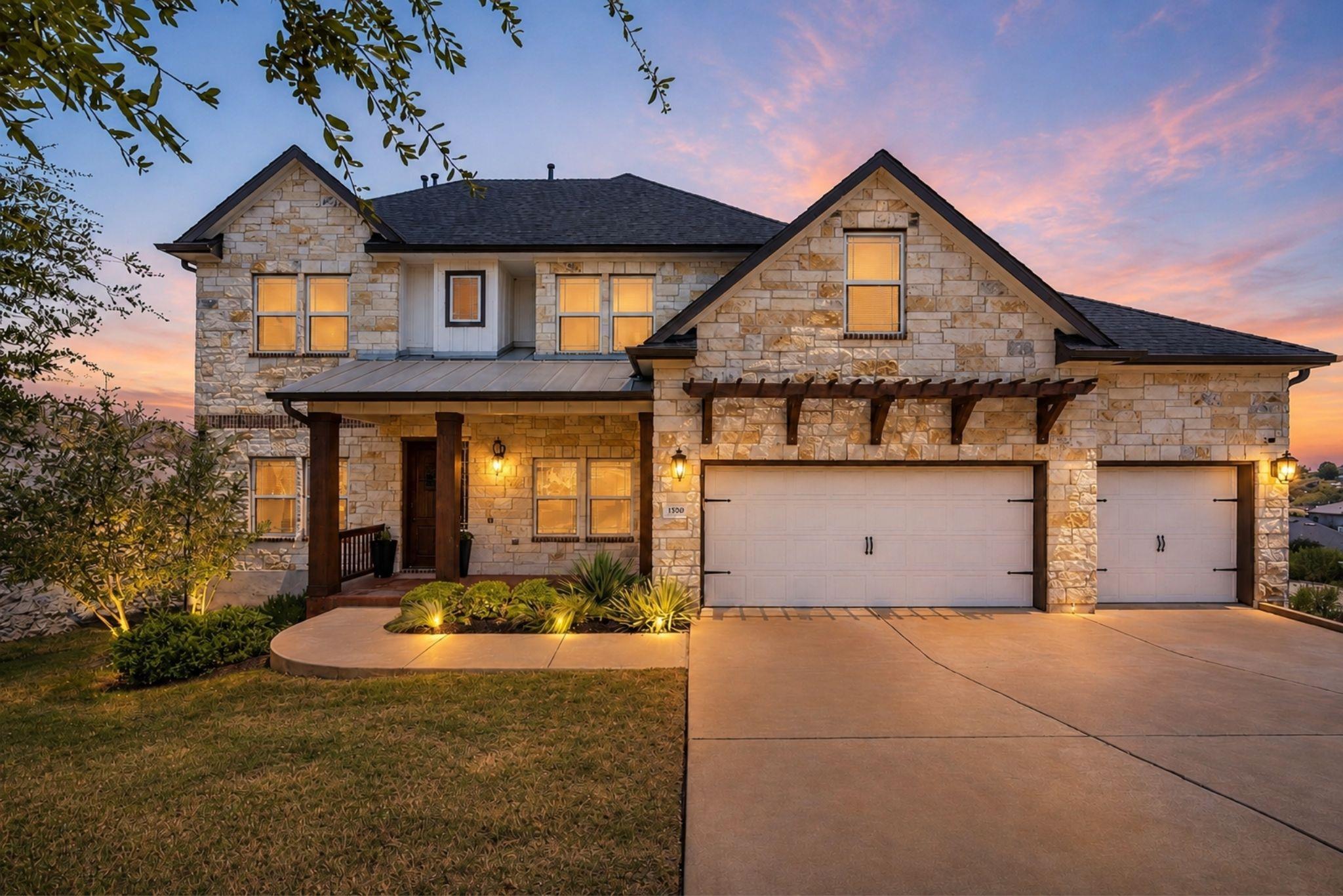 Listing photo 1 of 1500  Chalk Bluff Ct