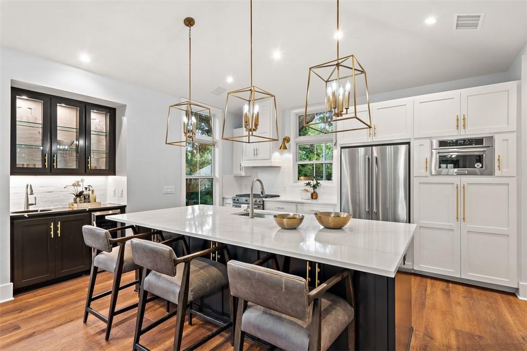 Listing photo 1 of 1801  Alta Vista Ave  #A