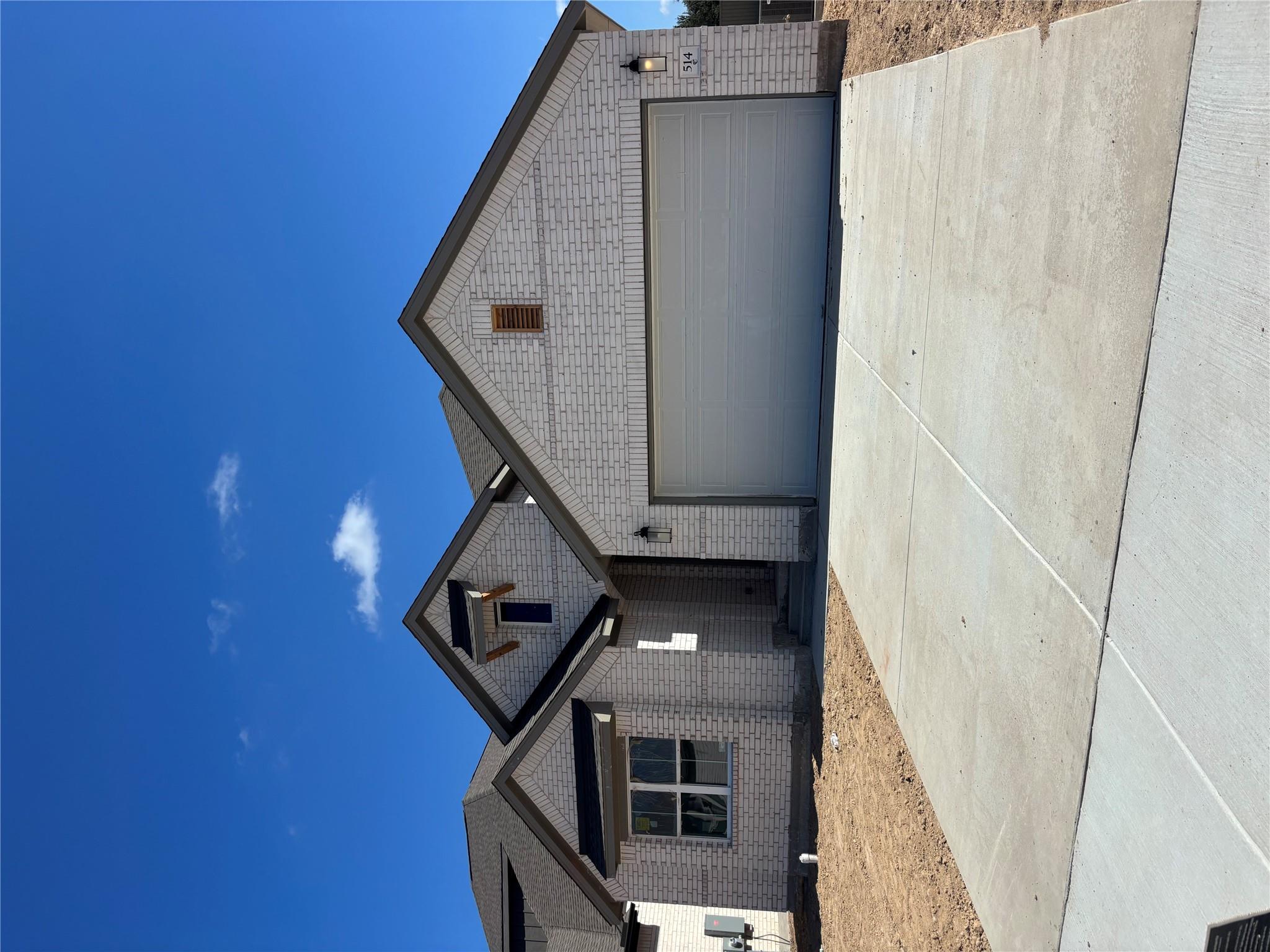 Ảnh nhà đang rao bán 1 của 514  Los Aliso Ct