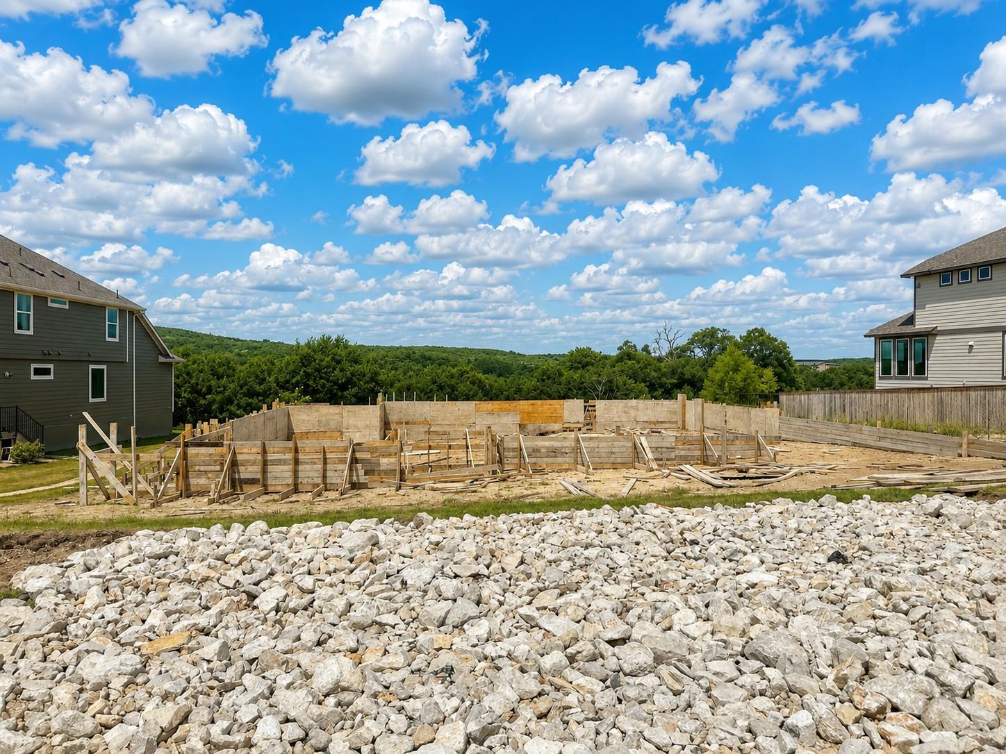 Listing photo 1 of 1621  Headwaters Blvd