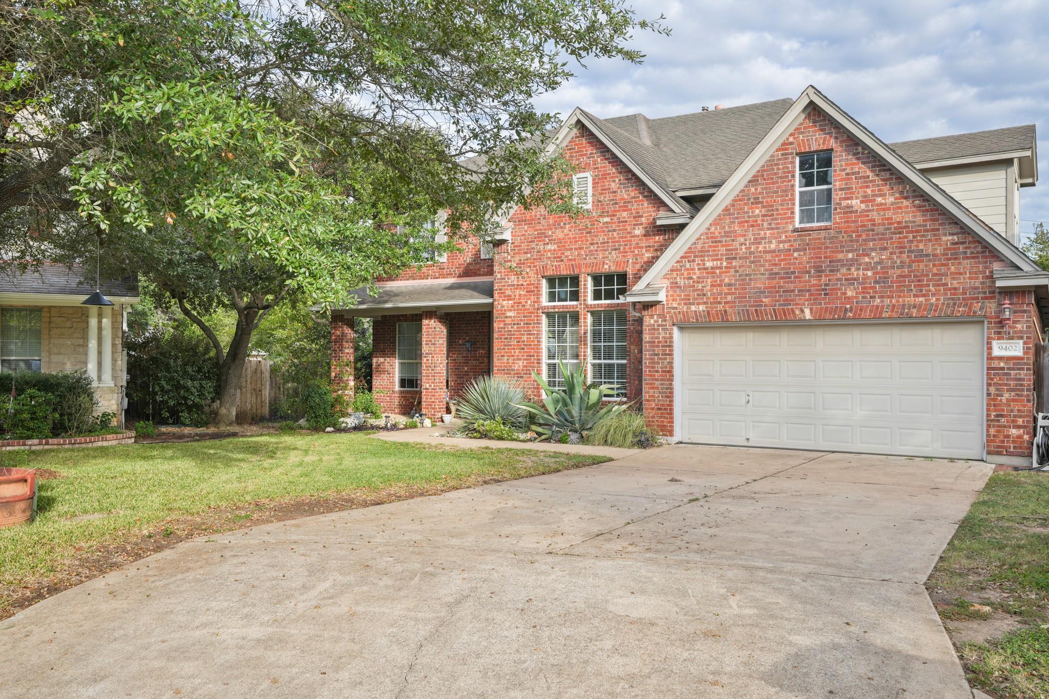 Listing photo 1 of 9402  Kisoba Ter