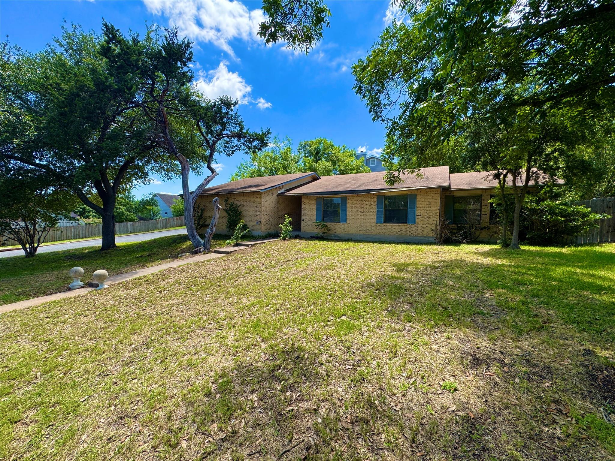 Listing photo 1 of 7206  Smokey Hill Rd