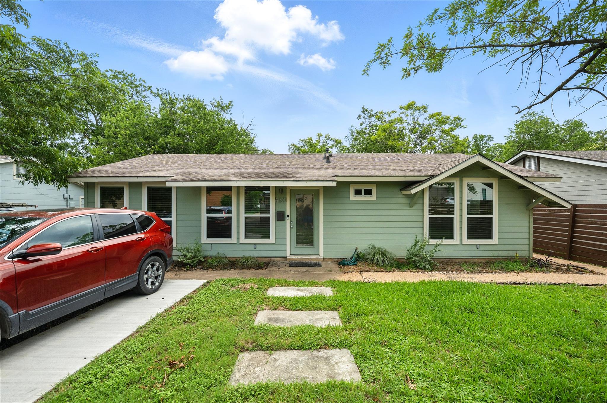 Listing photo 1 of 6501  Hickman Ave