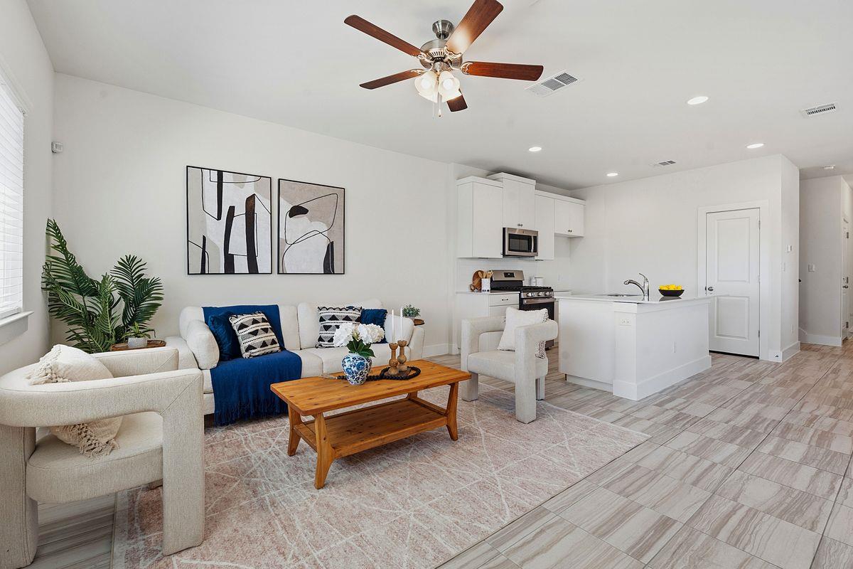 Ảnh nhà đang rao bán 1 của 419  White Steppe Way  #58