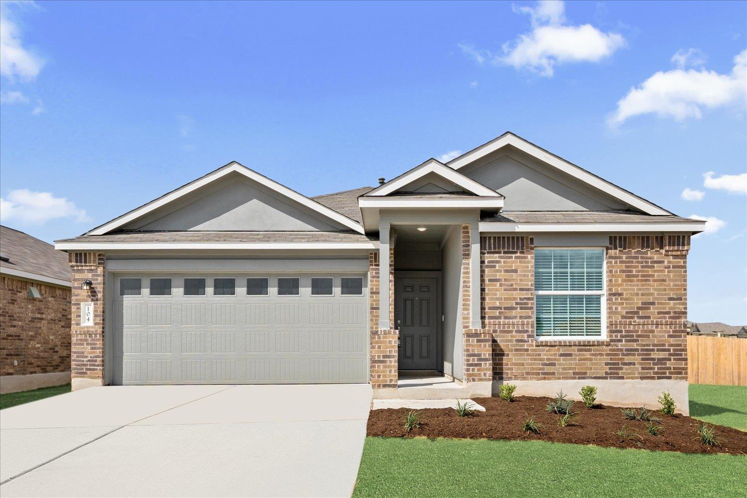 Listing photo 1 of 104  VINTAGE Dr