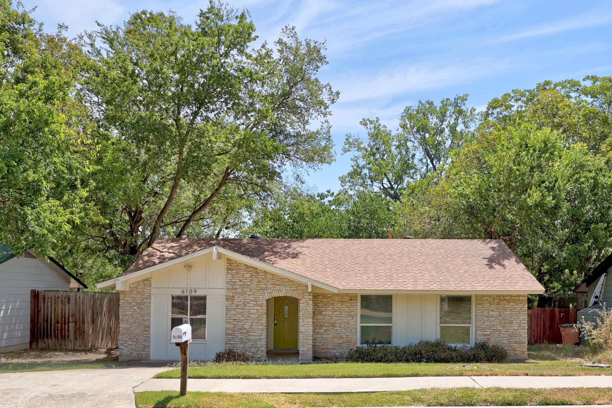 Listing photo 1 of 6109  Glen Meadow Dr