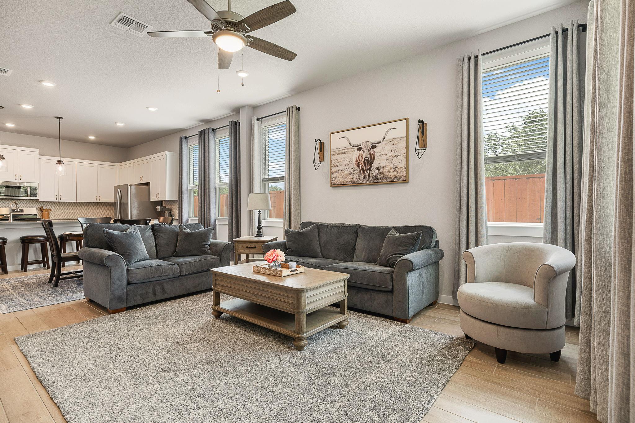 Listing photo 1 of 1100  Deer Rim Rd