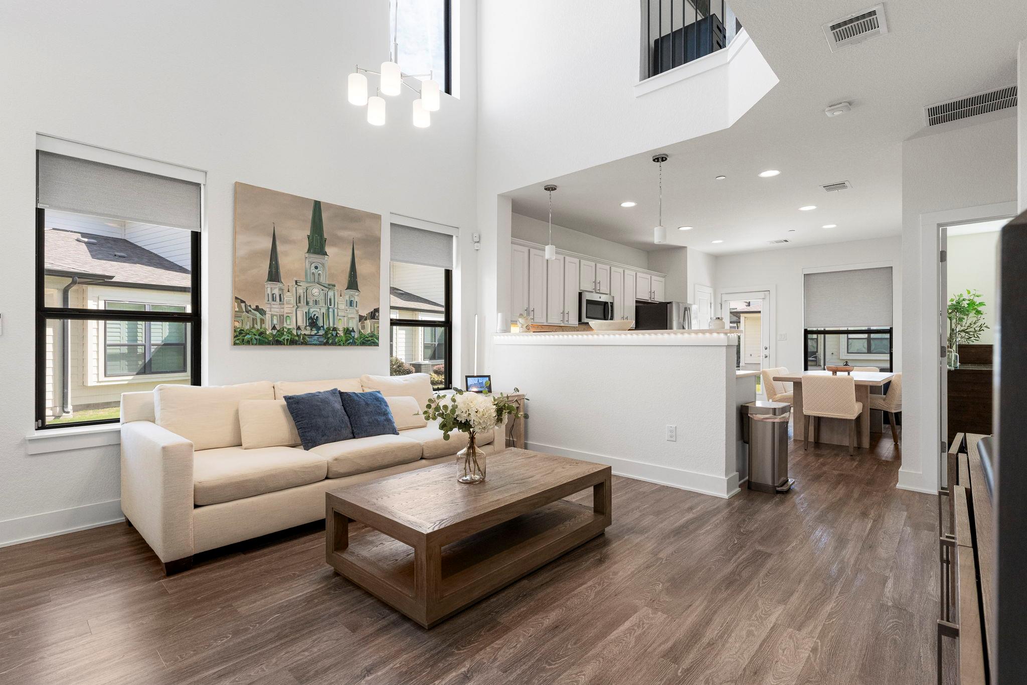 Listing photo 1 of 12326  Maypole Bnd  #1501