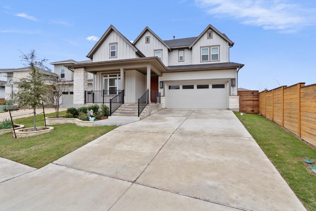 Listing photo 1 of 8316  Looksee Ln
