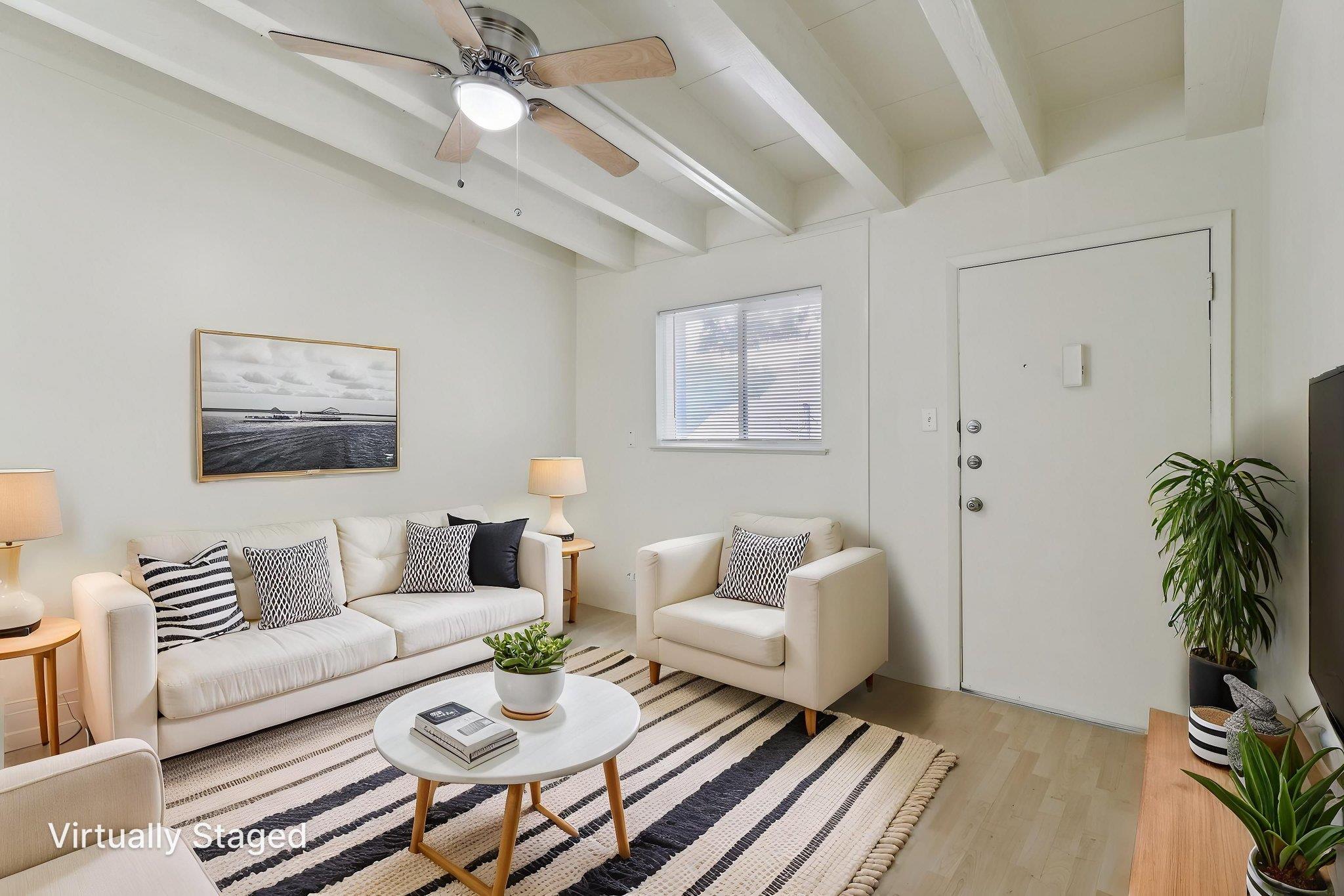 Listing photo 1 of 3107  Speedway Ave  #204