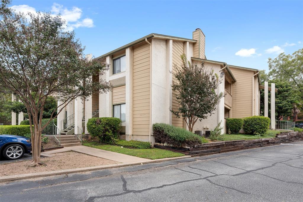 Listing photo 1 of 9100  Mountain Ridge Dr  #105