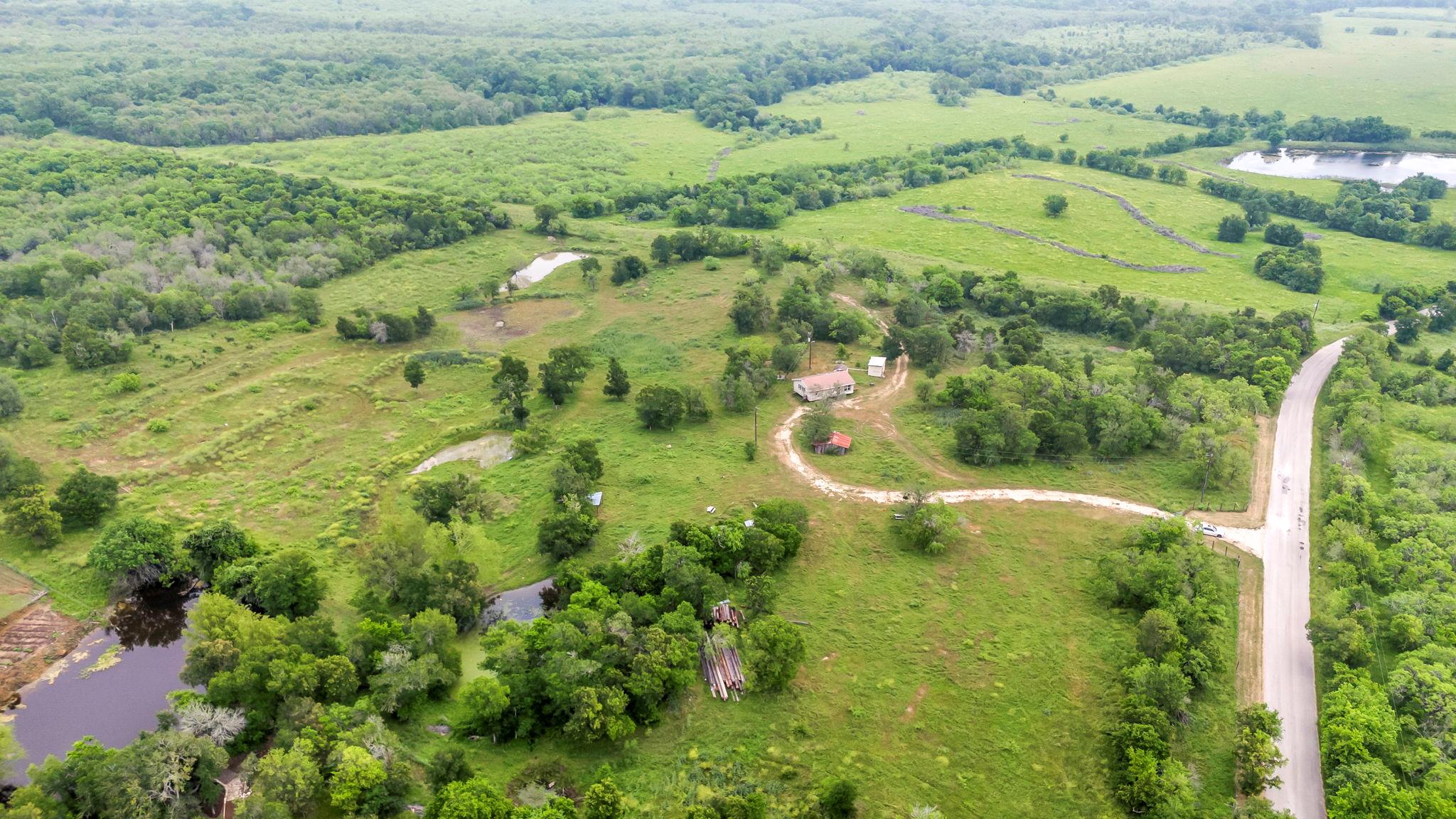 Listing photo 1 of 1515  Upper Elgin River Rd  #2