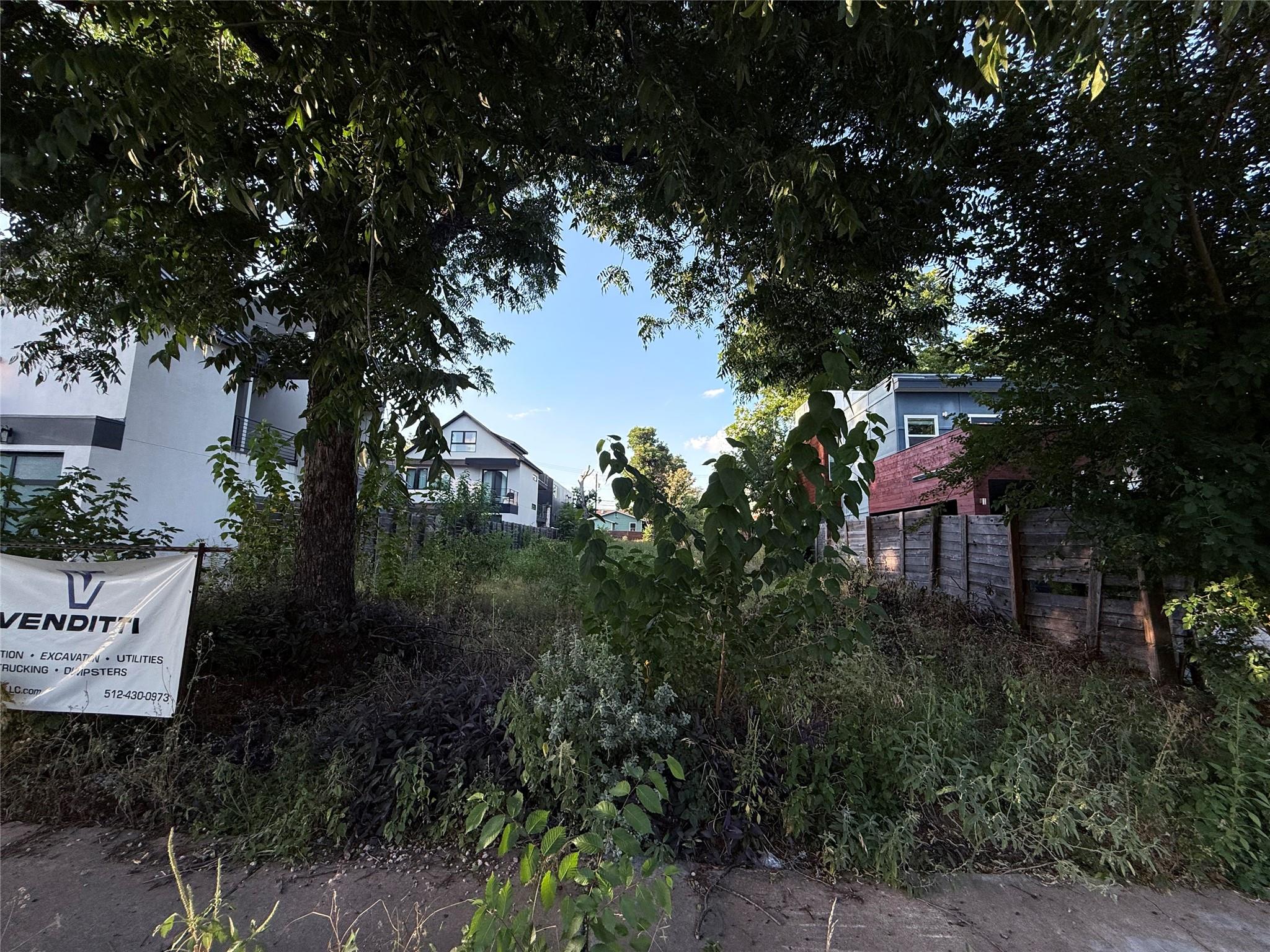 A prime development opportunity with ample space 