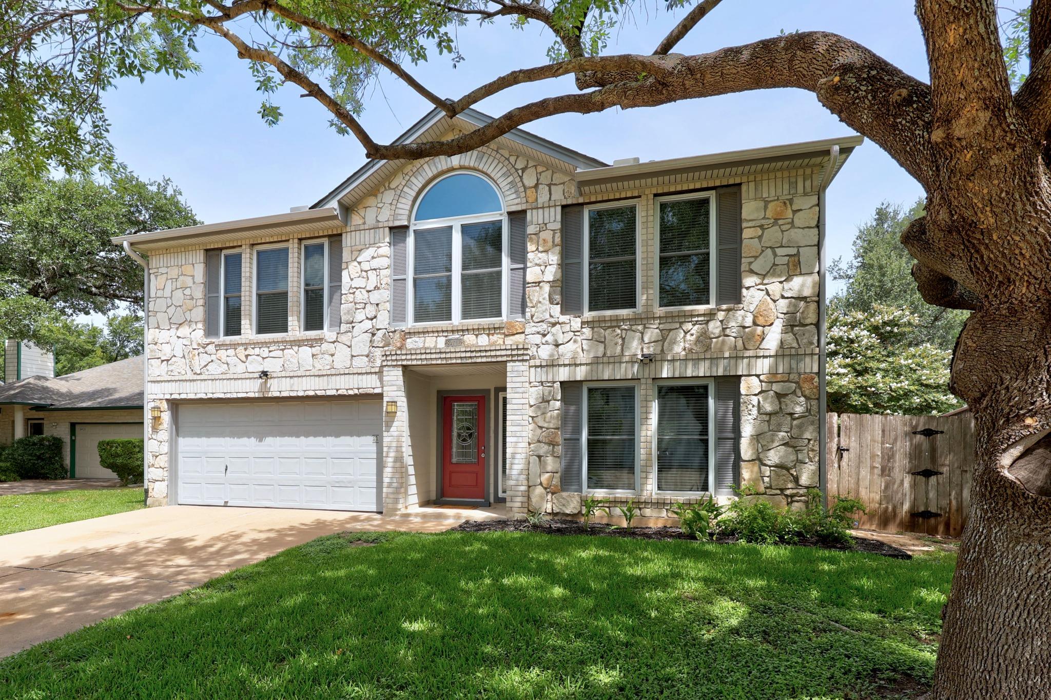Listing photo 1 of 8416  Priest River Dr