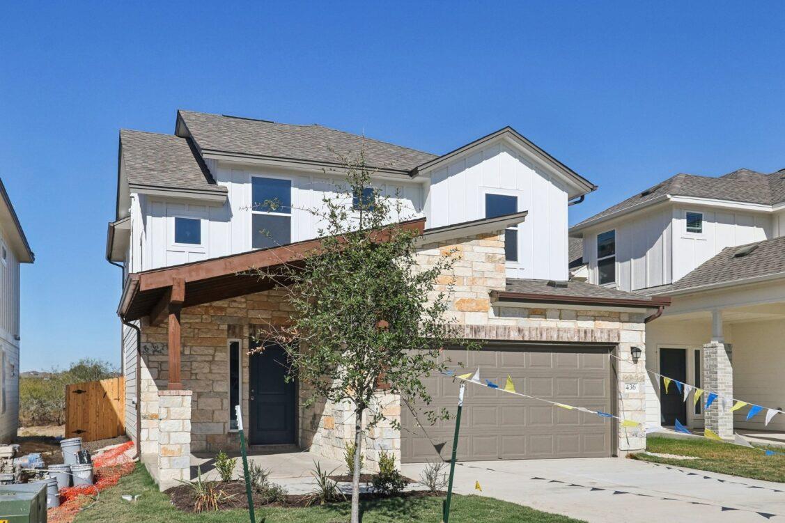 Listing photo 1 of 11224  Zip Cochise Way