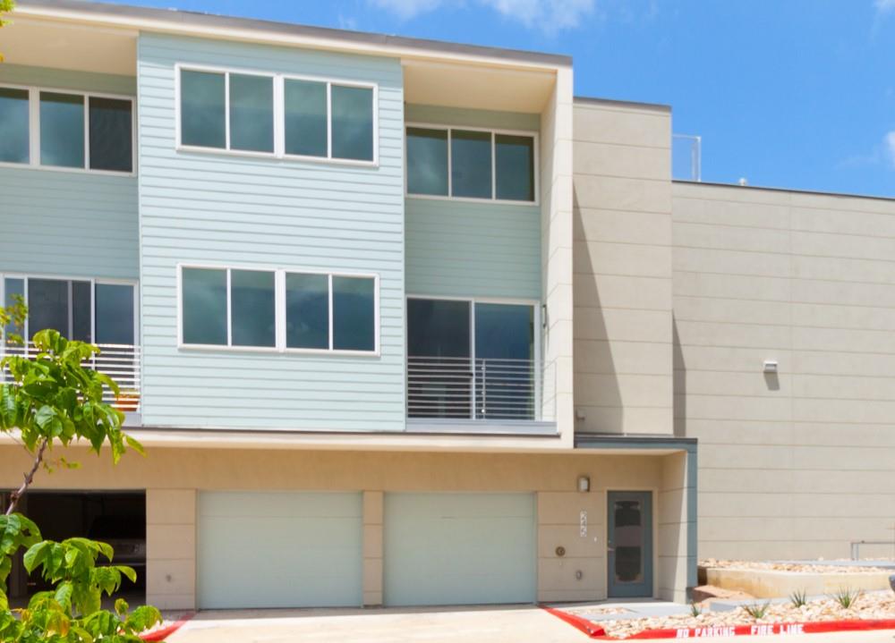 Listing photo 1 of 604 N Bluff Dr  #245