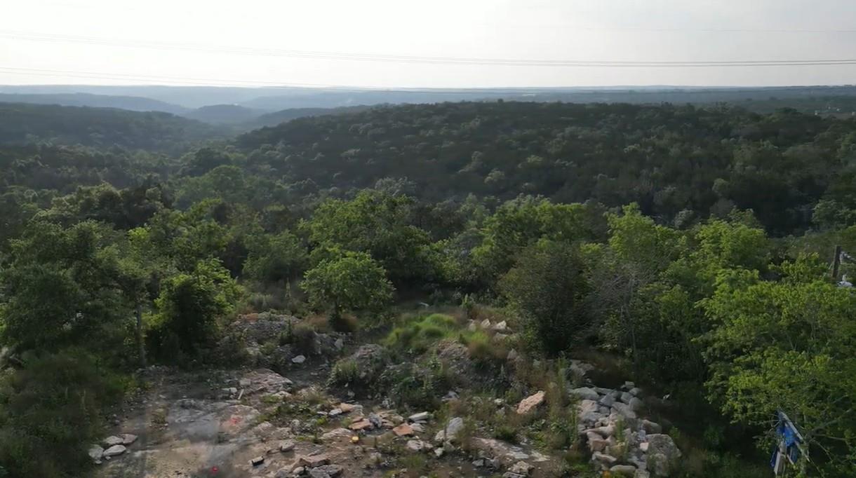 Vast, verdant valleys unfold, offering an excepti