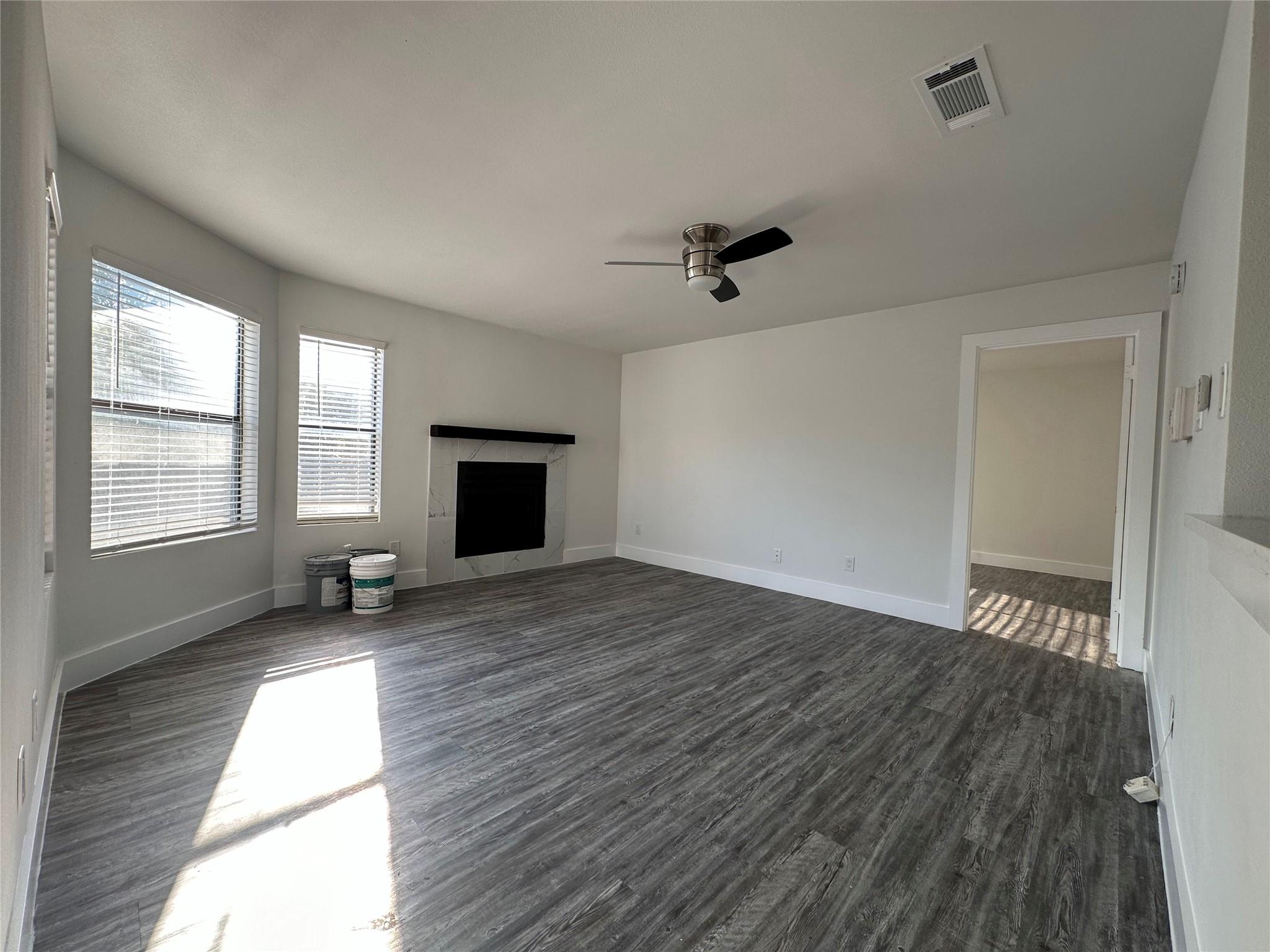Listing photo 1 of 8806  Schick Rd  #C