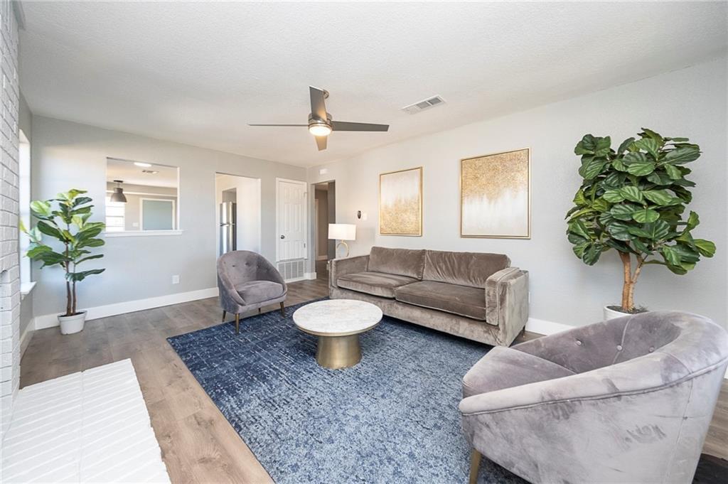 Listing photo 1 of 7401  Tumbleweed Dr  #B