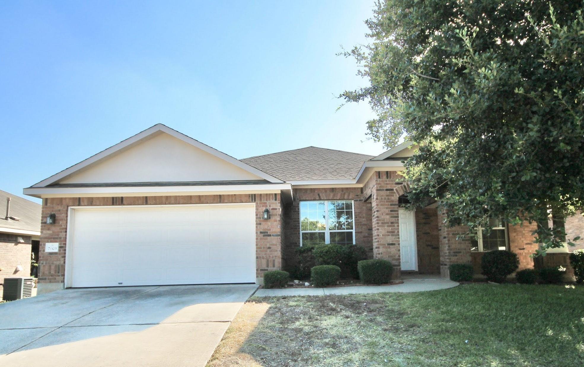 Listing photo 1 of 2603  Saddle Blanket Pl