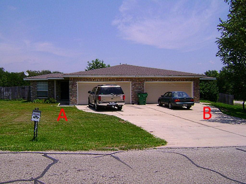 Listing photo 1 of 21637  Boggy Ford Rd