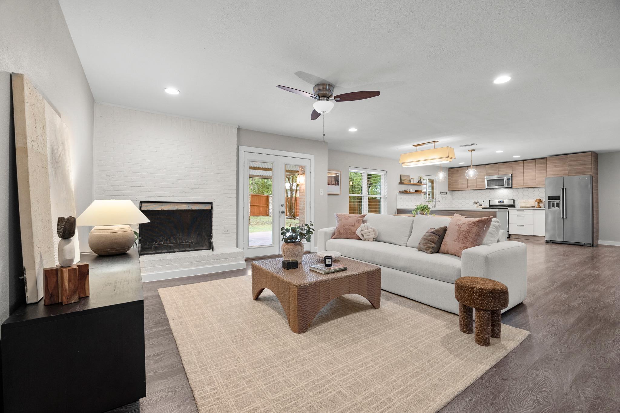 A naturally illuminated living area transitions t