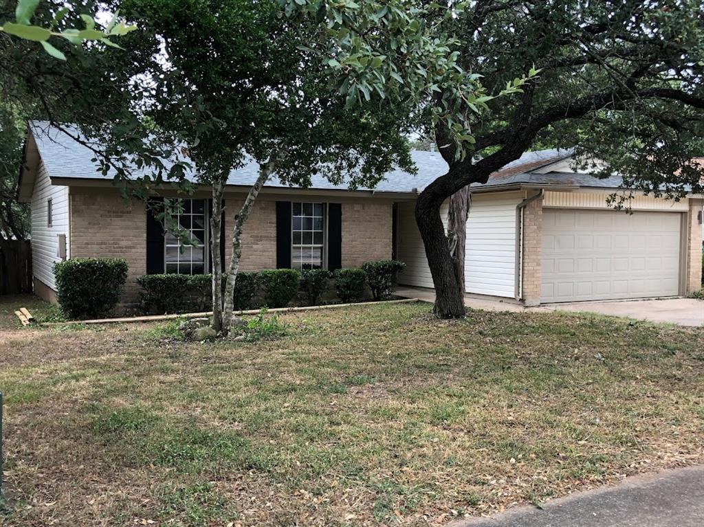 Listing photo of 704  Chestnut Xing