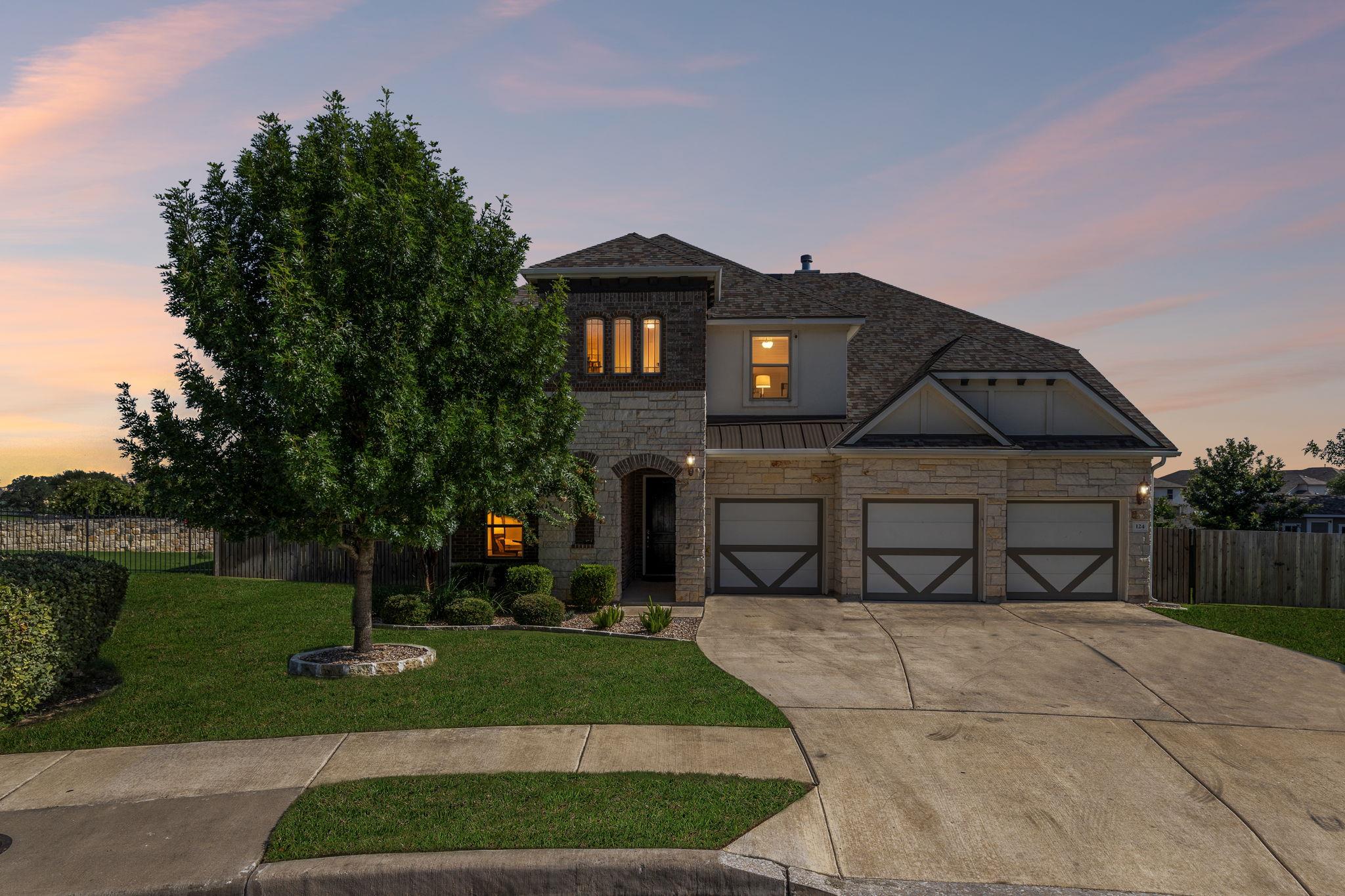 Listing photo 1 of 124  Redtail Ln