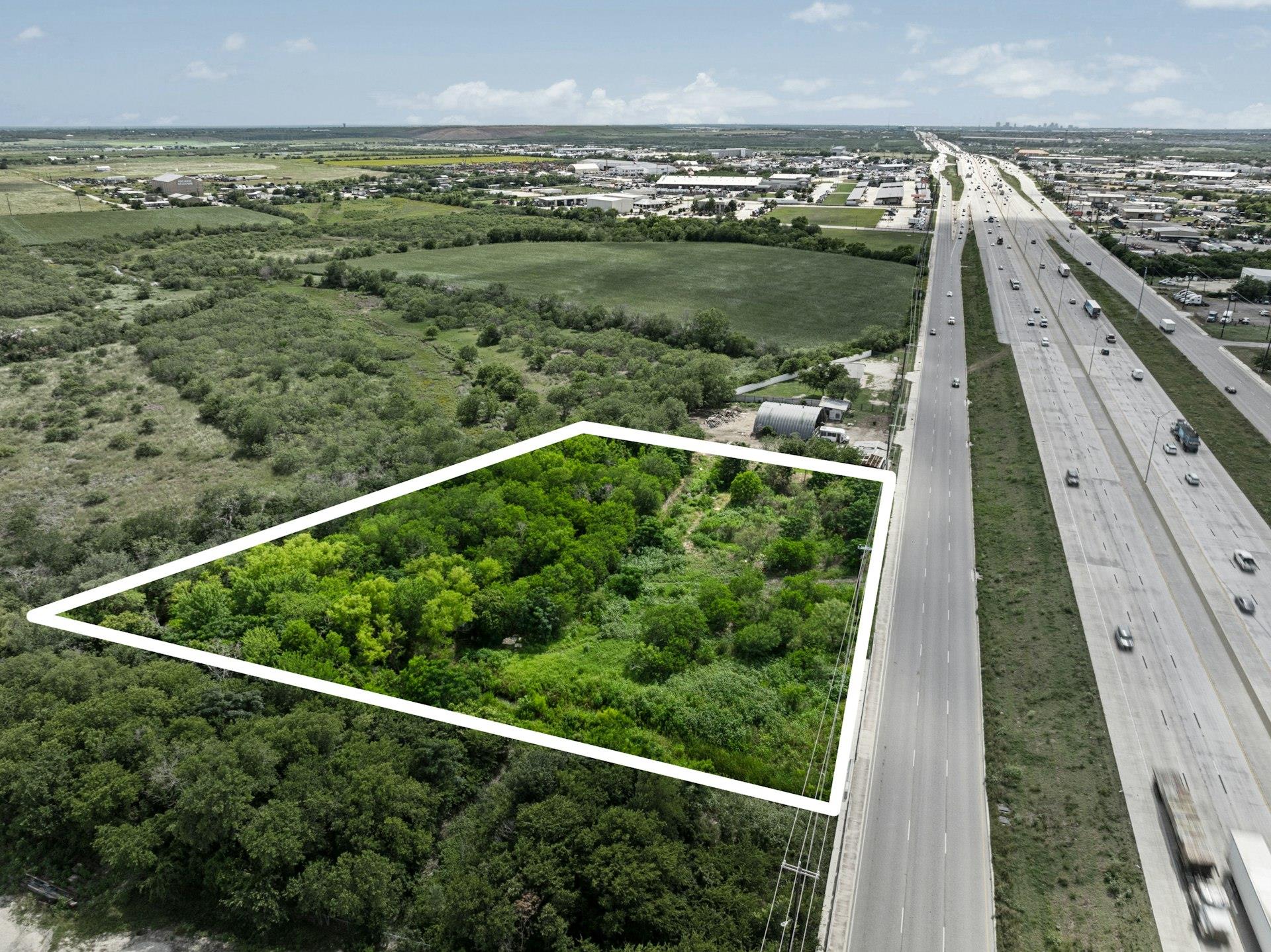 Listing photo 1 of 9380  Interstate 10 None E