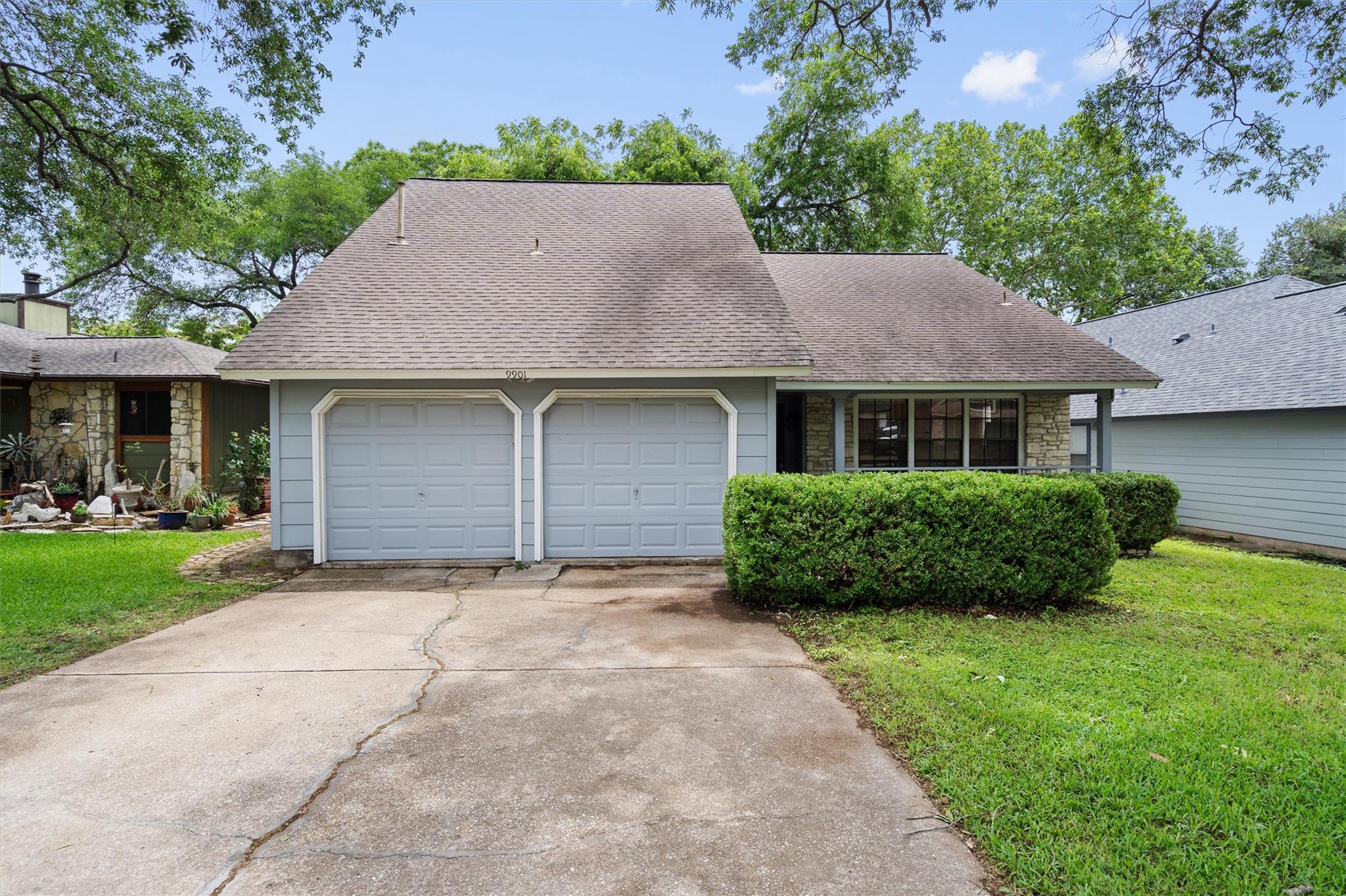 Listing photo 1 of 9901  Willers Way