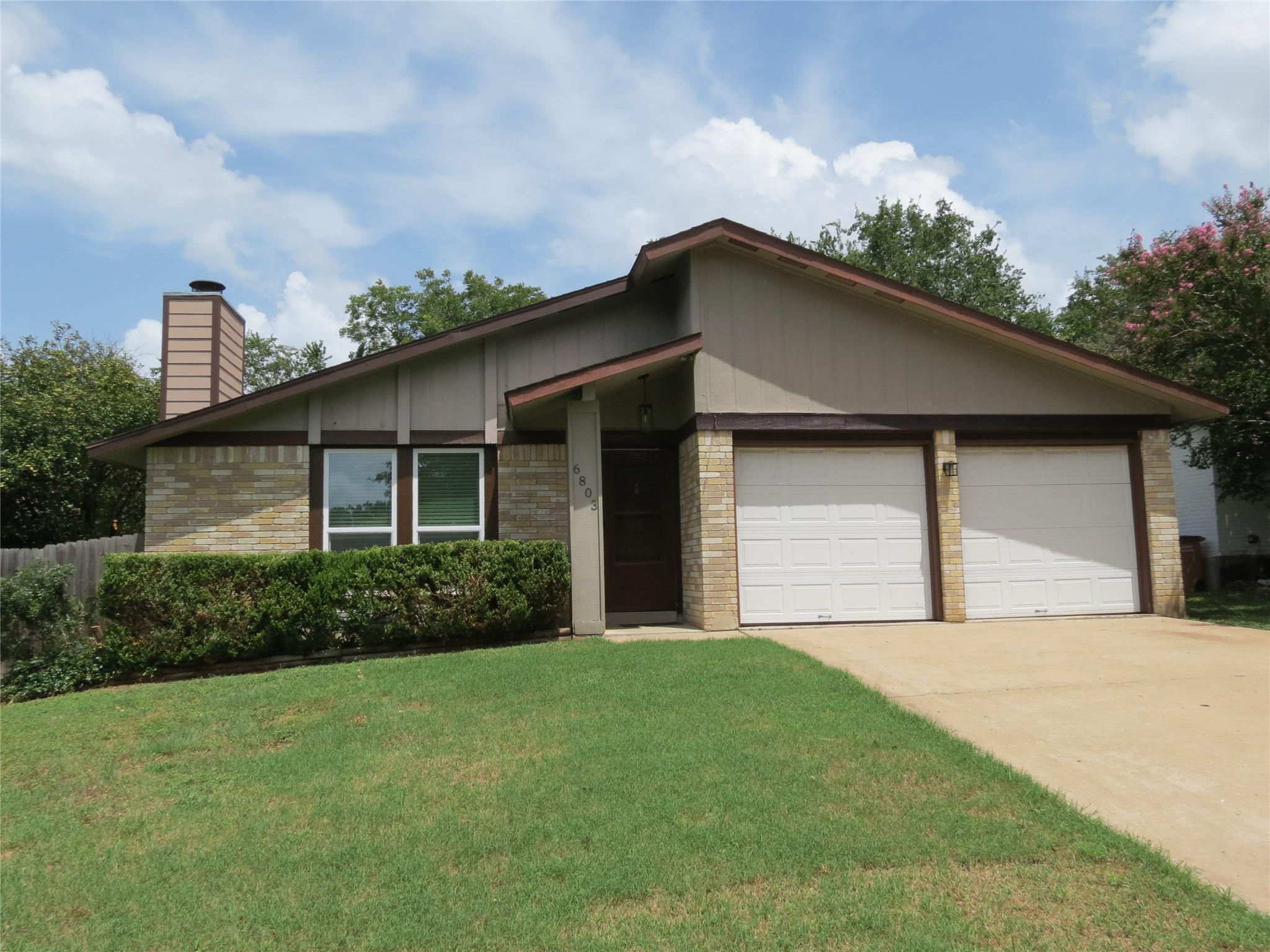 Listing photo 1 of 6803  Rearden Rd