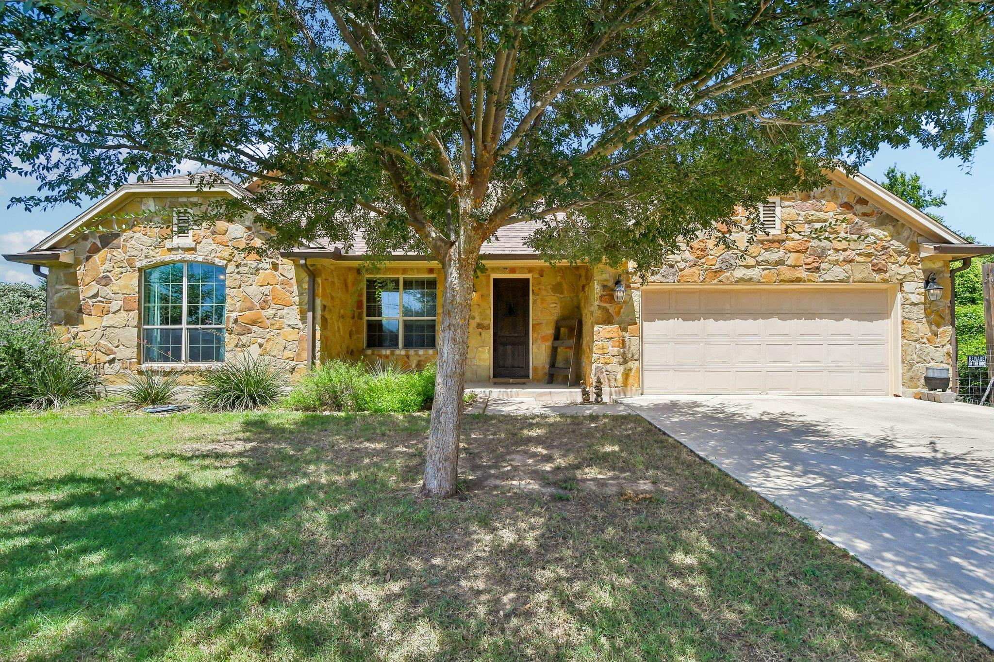 Listing photo 1 of 141  Upola Ct