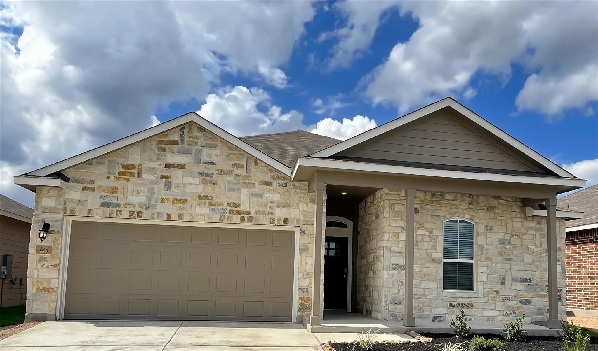 Listing photo 1 of 445  Blue Stem Rd