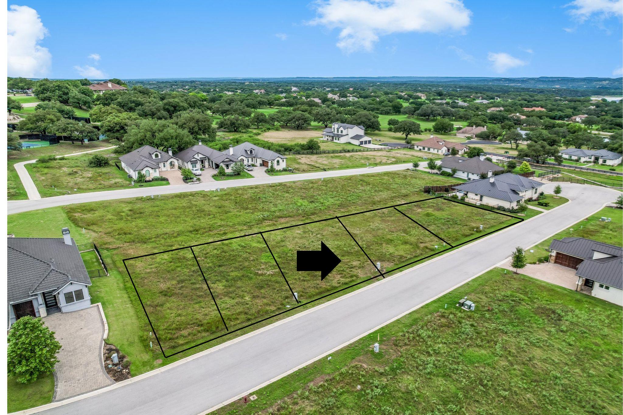 Listing photo 1 of 1933  Art Adams Way