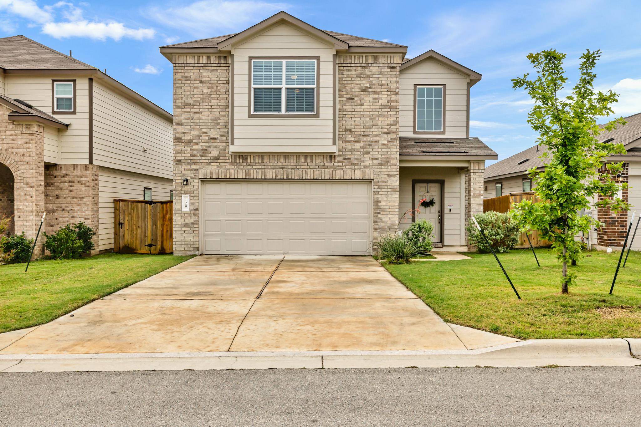 Listing photo 1 of 129  Rowdy Yates Way