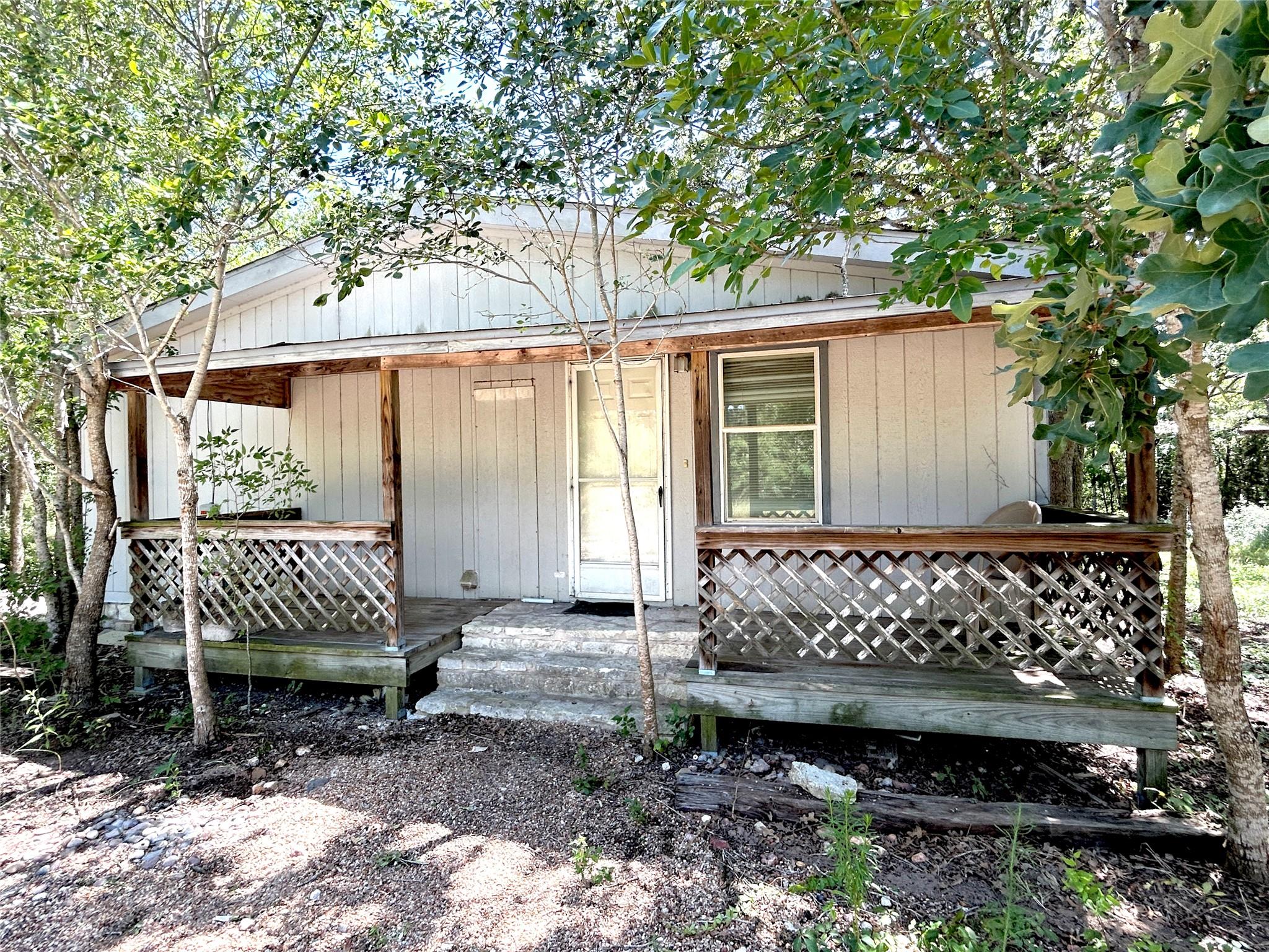 Listing photo 1 of 223  Foothill Rd
