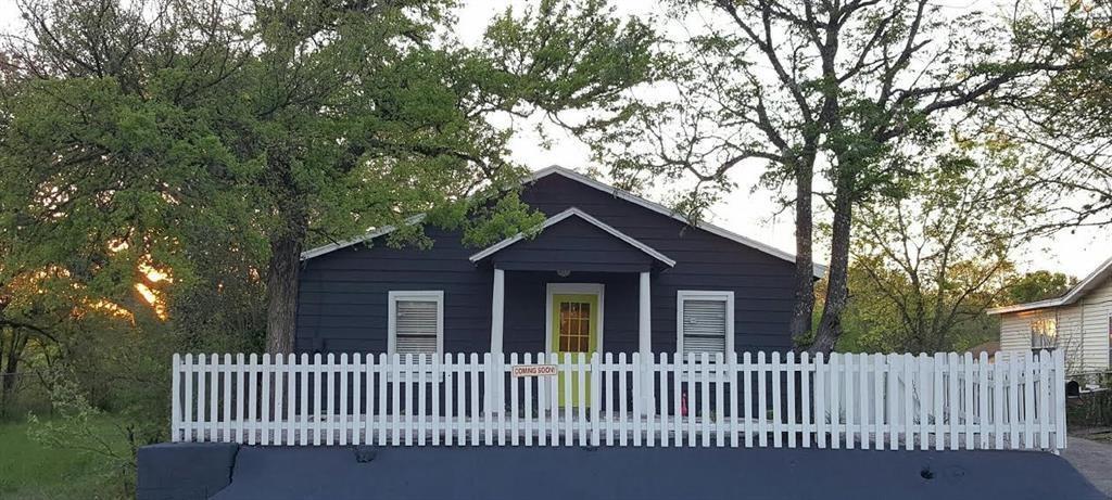 Listing photo 1 of 1166  Ridgeway Dr