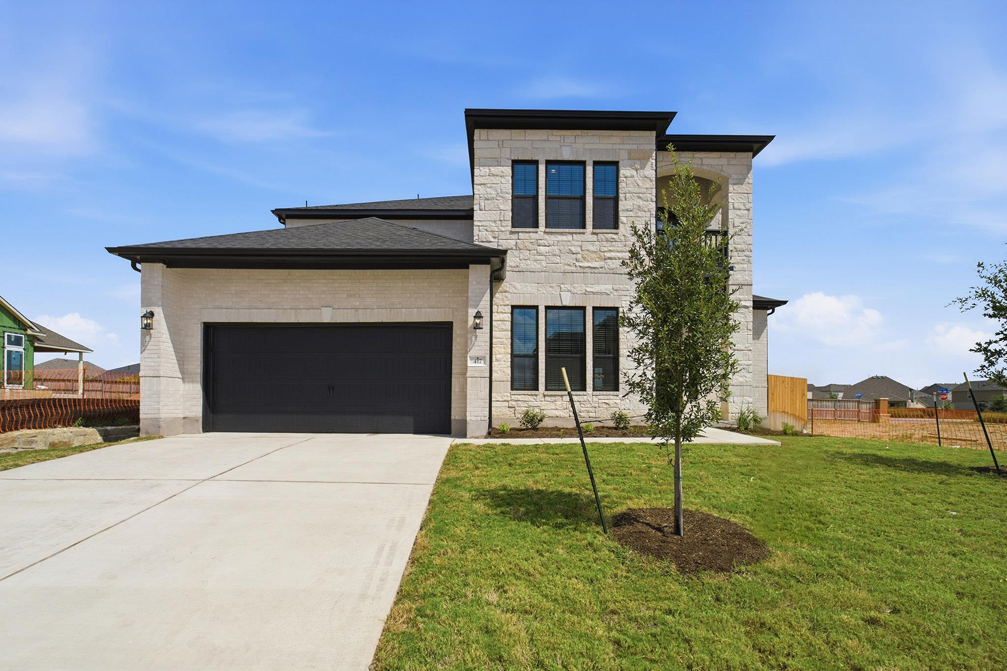 Listing photo 1 of 417  Lost Tree Dr