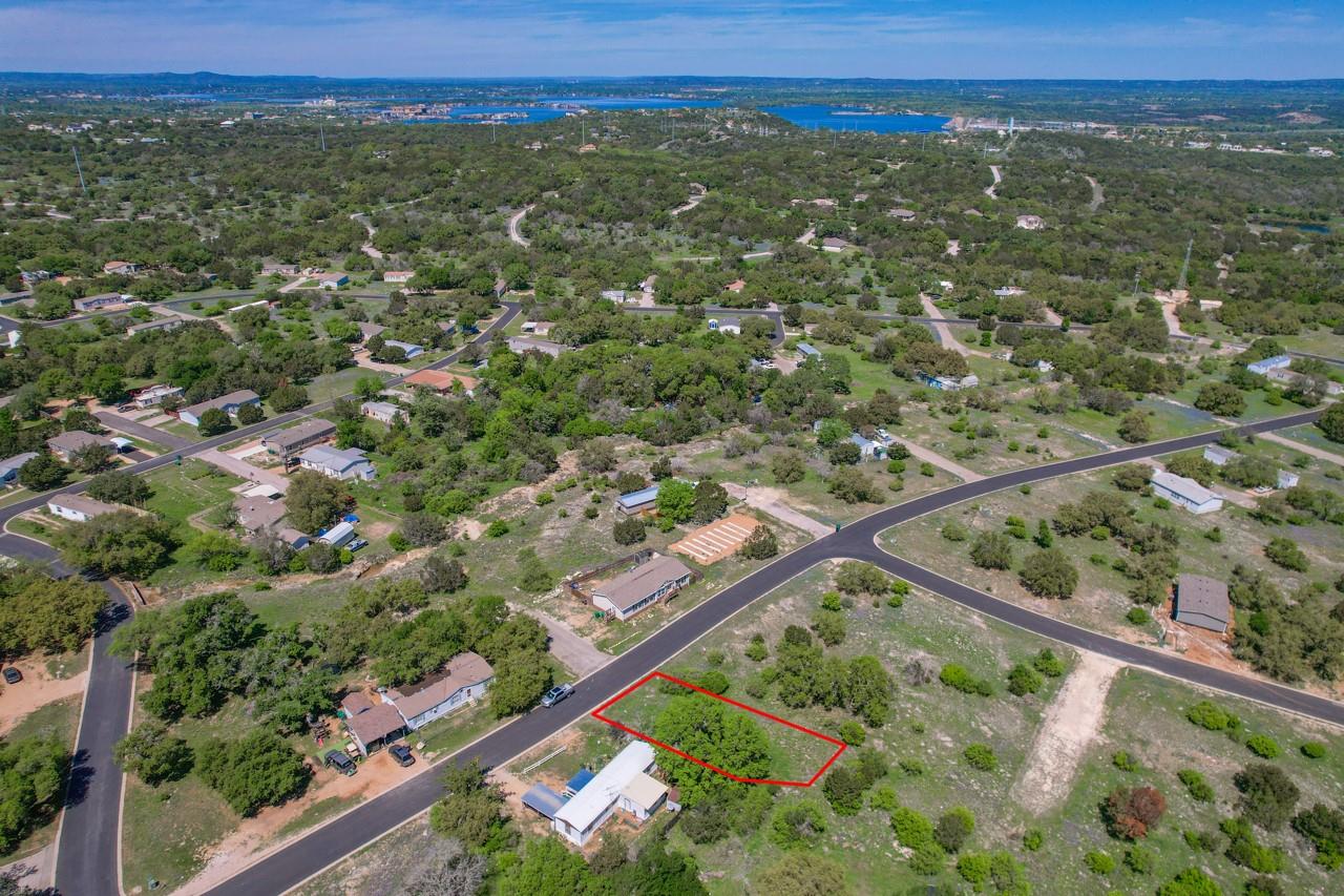 A spacious lot offering verdant surroundings and 