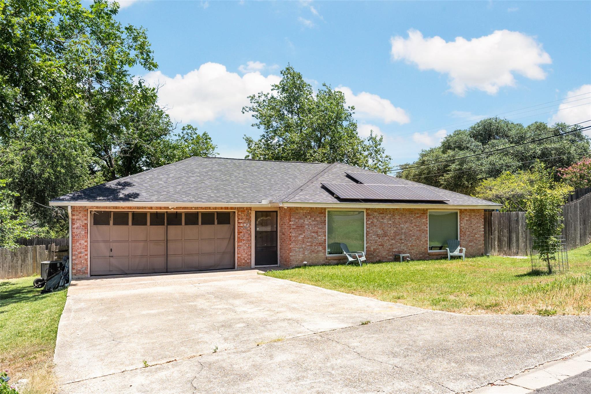 Listing photo 1 of 102  Chaparral St