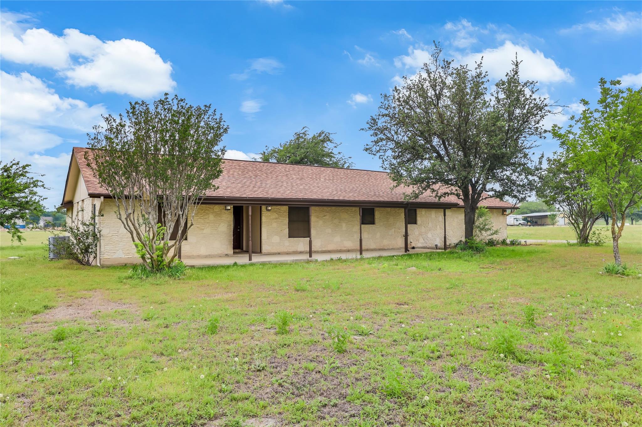 Listing photo 1 of 21404  Martin Ln  #1
