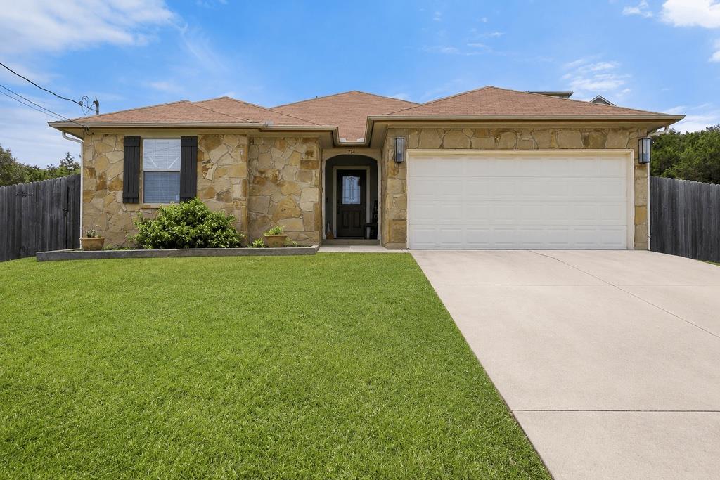 Listing photo 1 of 714  Newport Dr