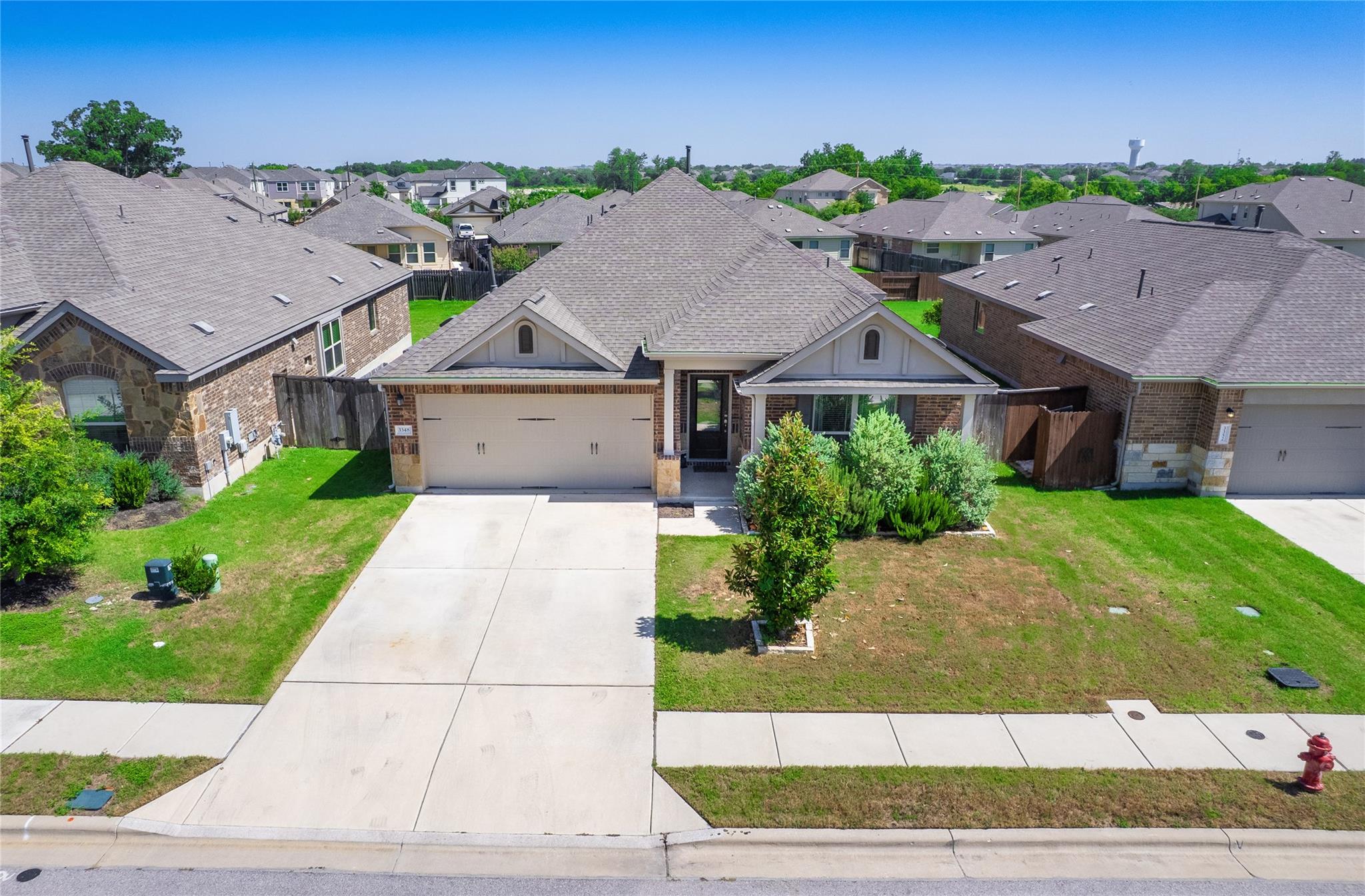 Listing photo 1 of 3348  Lauren Nicole Ln