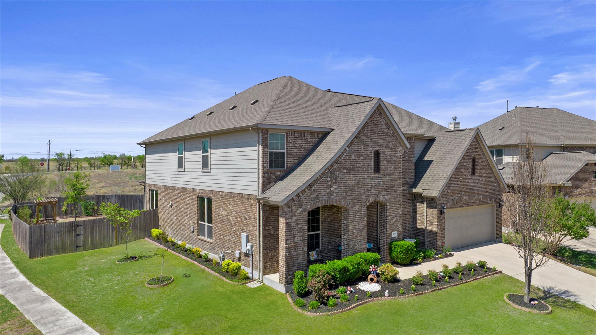Listing photo 1 of 109  Wake Grv