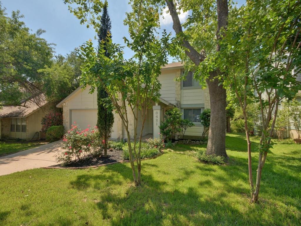Listing photo 1 of 8421  Spring Valley Dr