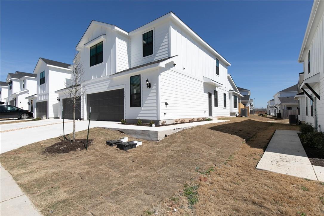 Listing photo 1 of 164  Threshing Rd  #C