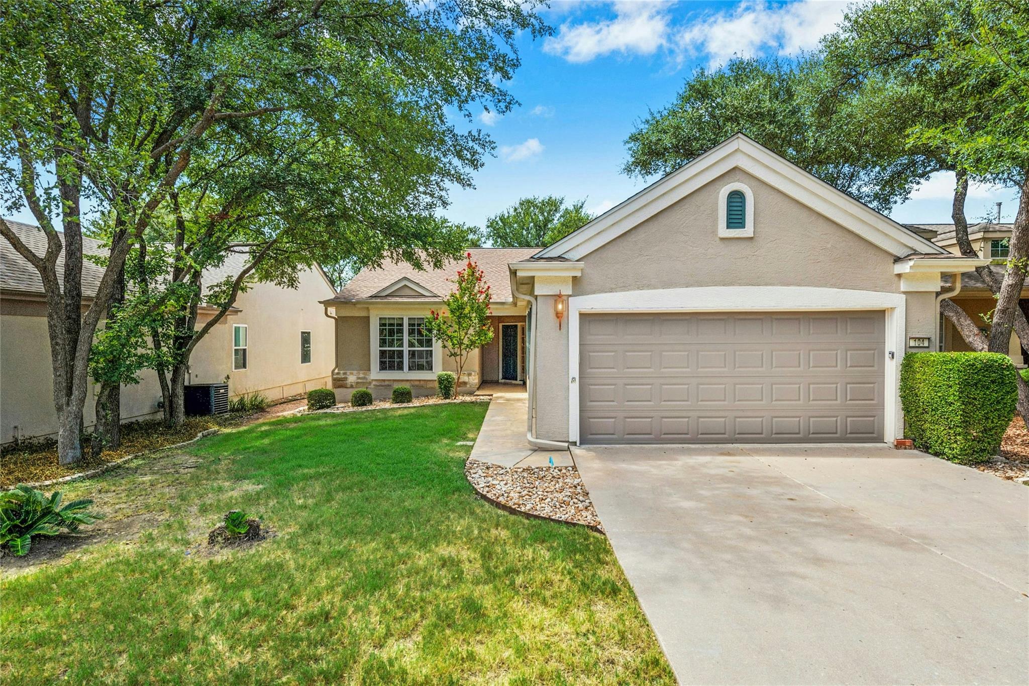 Listing photo 1 of 104  Keystone Cv
