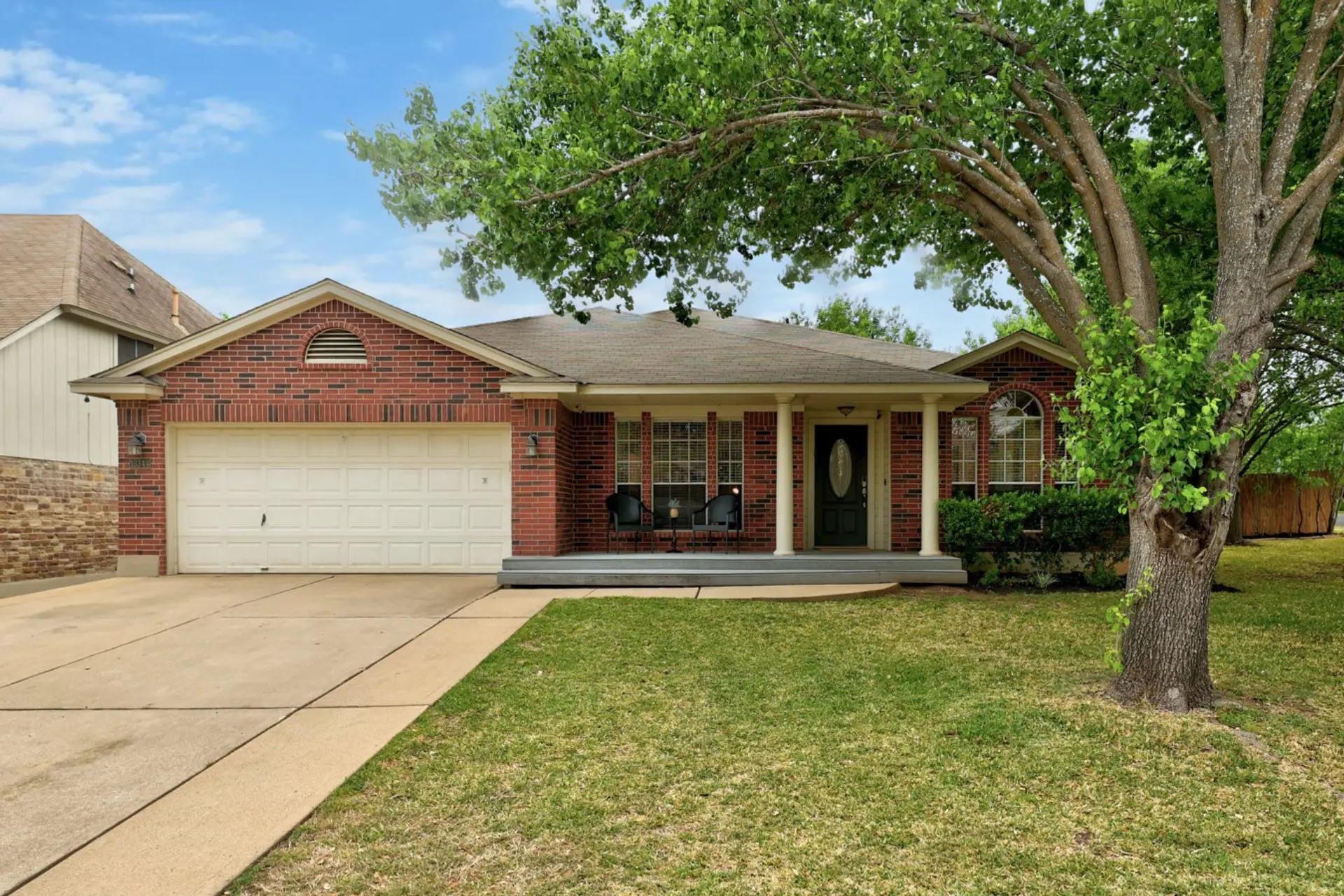 Listing photo 1 of 13344  Tamayo Dr