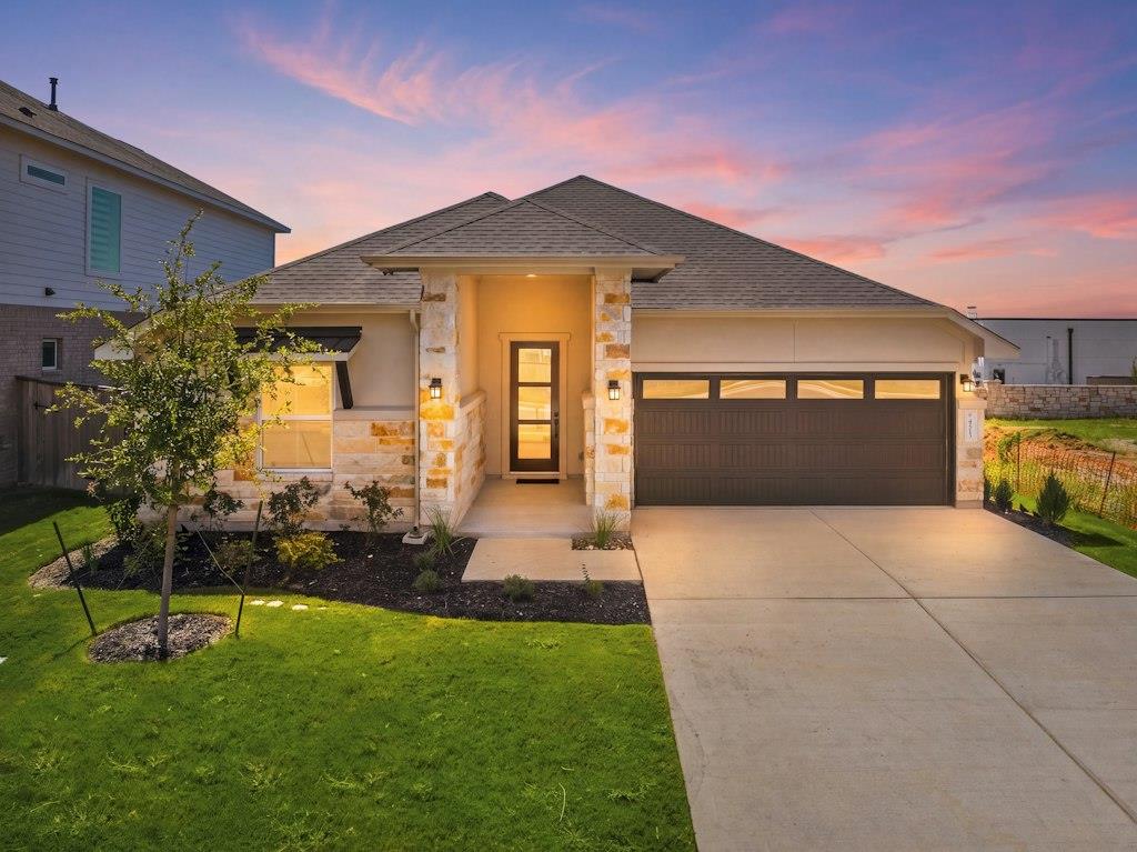 Listing photo 1 of 4513  College Square Dr