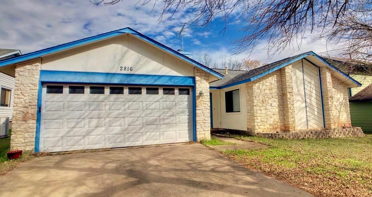 Listing photo 1 of 2816  Norfolk Dr